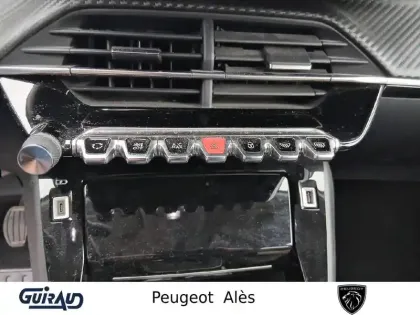 Photo 15 Peugeot 2008  PureTech 100 S&S BVM6