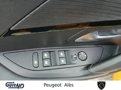 Photo 11 Peugeot 208  PureTech 100 S&S EAT8