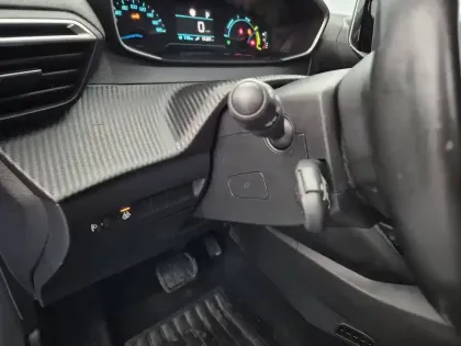 Photo 22 Peugeot 208 Gén. II Ph1 NG Style 5