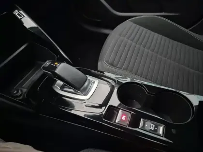 Photo 12 Peugeot 208 Gén. II Ph1 NG Style 5