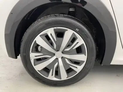 Photo 18 Peugeot 208  Electrique 50 kWh 136ch