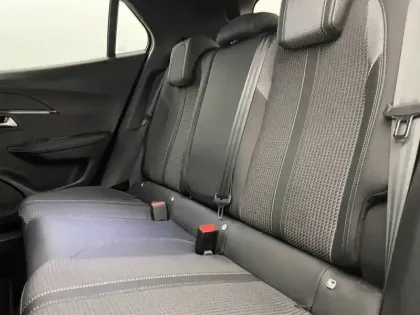 Photo 14 Peugeot 2008 Gén. II Ph1 NG GT 5