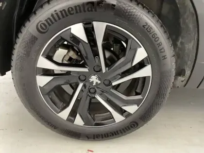 Photo 18 Peugeot 2008 Gén. II Ph1 NG GT 5