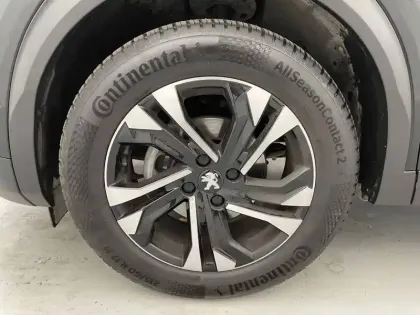 Photo 16 Peugeot 2008 Gén. II Ph1 NG GT 5