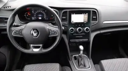 Photo 8 Renault Megane Mégane IV Berline Blue dCi 115 EDC