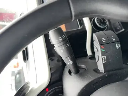 Photo 24 Renault Twingo  III SCe 65