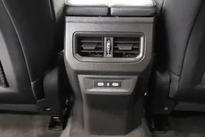 Photo 19 Renault Rafale  E-Tech full hybrid 200ch