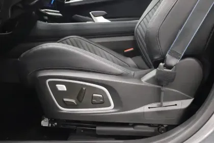 Photo 56 Renault Rafale  E-Tech full hybrid 200ch