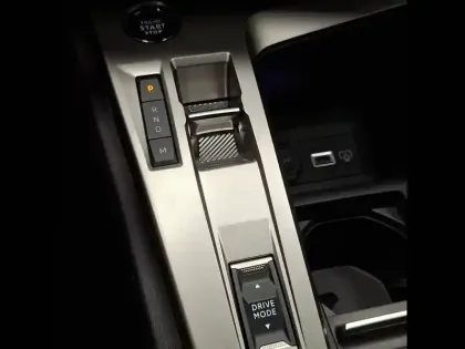 Photo 23 Peugeot 308  SW BlueHDi 130ch S&S EAT8