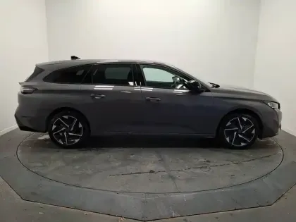 Photo 39 Peugeot 308  SW BlueHDi 130ch S&S EAT8