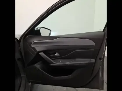 Photo 20 Peugeot 308  SW BlueHDi 130ch S&S EAT8