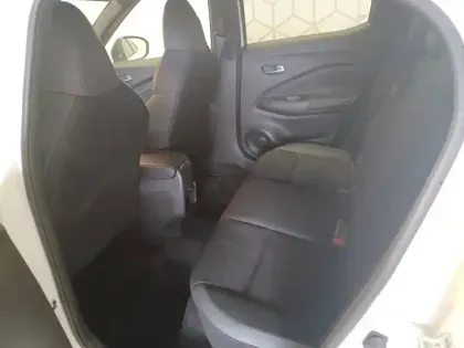 Photo 66 Nissan Juke  HYBRID 143