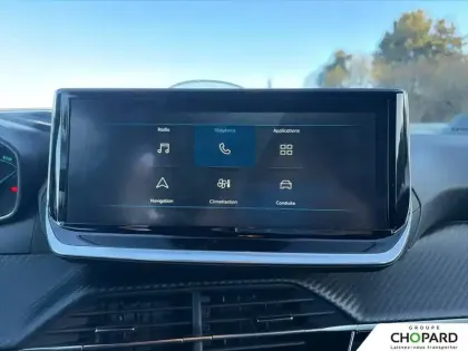 Photo 12 Peugeot 2008  Hybrid 145 e-DCS6