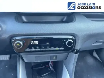 Photo 13 Toyota Yaris  Hybride 116h