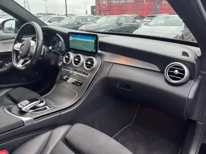 Photo 12 Mercedes Classe C  200 d 9G-Tronic