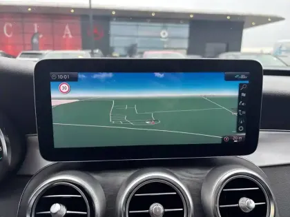 Photo 13 Mercedes Classe C  200 d 9G-Tronic