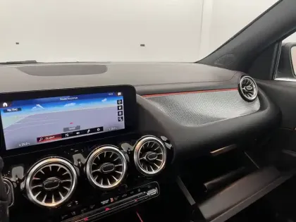 Photo 24 Mercedes EQA  250