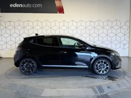 Photo 127 Renault Clio  E-Tech full hybrid 145 ch GSR2