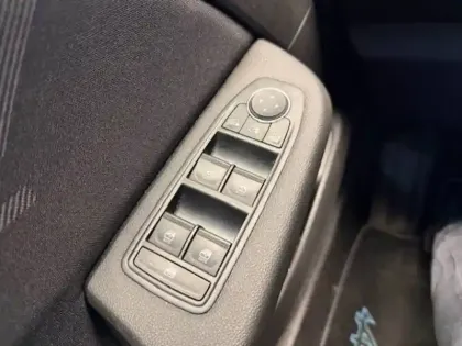 Photo 14 Renault Clio  E-Tech full hybrid 145 ch GSR2