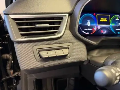 Photo 59 Renault Clio  E-Tech full hybrid 145 ch GSR2