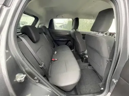 Photo 13 Suzuki Swift  1.2 Dualjet Hybrid Auto (CVT)