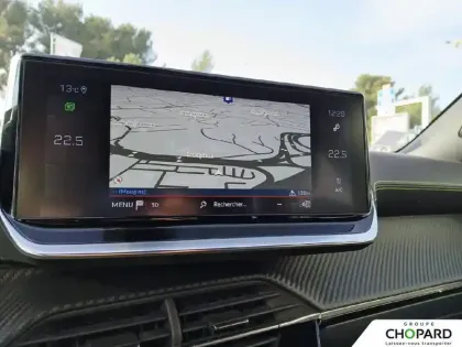 Photo 17 Peugeot 2008  BlueHDi 130 S&S EAT8