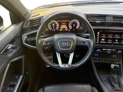 Photo 15 Audi Q3  Sportback 45 TFSIe  245 ch S tronic 6