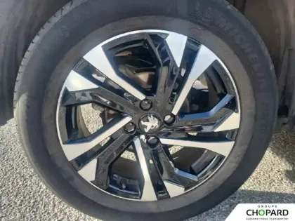 Photo 11 Peugeot 2008  BlueHDi 130 S&S EAT8