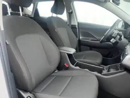 Photo 89 Hyundai Kona  Hybrid 141