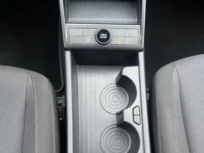 Photo 82 Hyundai Kona  Hybrid 141