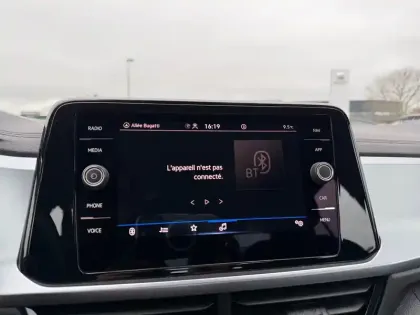 Photo 19 Volkswagen T-roc  1.0 TSI 110 Start/Stop BVM6