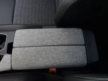 Photo 54 Peugeot 3008  Hybrid 136 e-DCS6