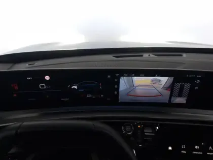 Photo 49 Peugeot 3008  Hybrid 136 e-DCS6