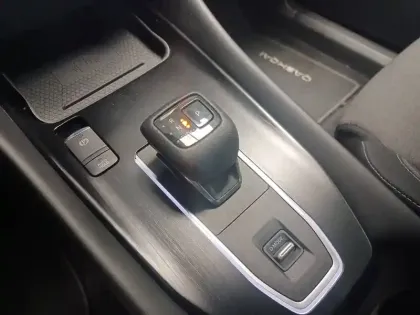 Photo 104 Nissan Qashqai  Mild Hybrid 158 ch Xtronic