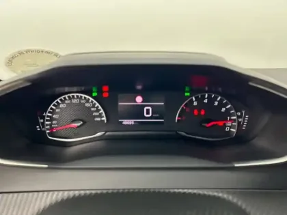 Photo 9 Peugeot 208  PureTech 100 S&S BVM6