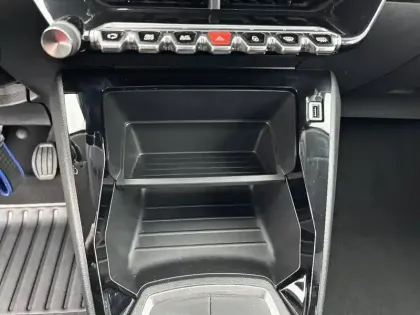 Photo 48 Peugeot 208 Gén. II Ph1 NG Style 5