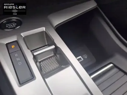 Photo 37 Peugeot 408  Electrique 58 kWh 210ch