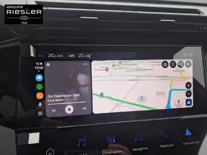 Photo 14 Peugeot 408  Electrique 58 kWh 210ch