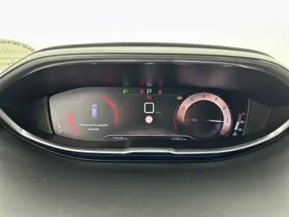 Photo 9 Peugeot 3008  Puretech 130ch S&S EAT8