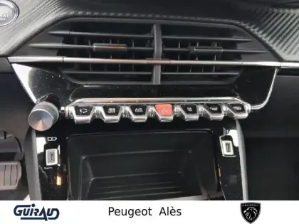 Photo 37 Peugeot 2008  Electrique 136 ch