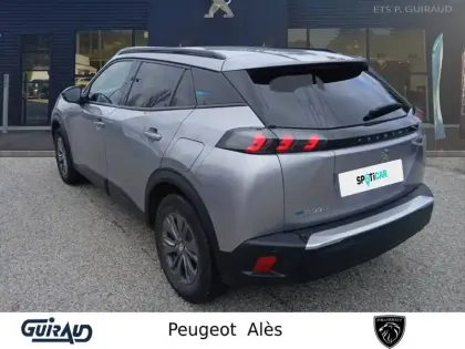 Photo 6 Peugeot 2008  Electrique 136 ch
