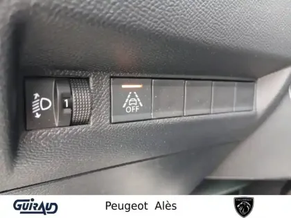 Photo 56 Peugeot 2008  Electrique 136 ch