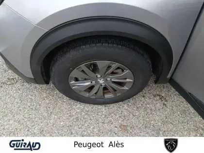 Photo 31 Peugeot 2008  Electrique 136 ch