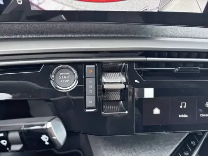 Photo 13 Peugeot 3008  Hybrid 145 e-DCS6