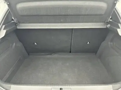 Photo 5 Peugeot 208  Electrique 50 kWh 136ch