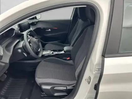 Photo 10 Peugeot 208  Electrique 50 kWh 136ch