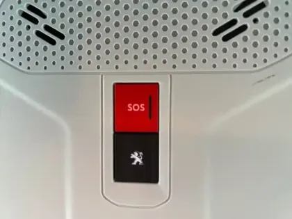 Photo 26 Peugeot 208  Electrique 50 kWh 136ch