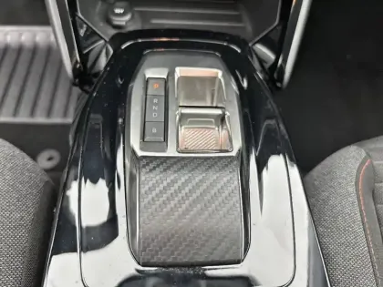 Photo 13 Peugeot 208  Electrique 50 kWh 136ch