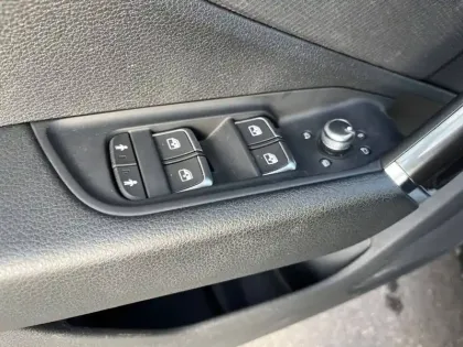 Photo 67 Audi Q2  35 TDI 150 S tronic 7