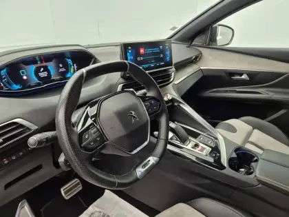 Photo 26 Peugeot 3008  Hybrid4 300 e-EAT8